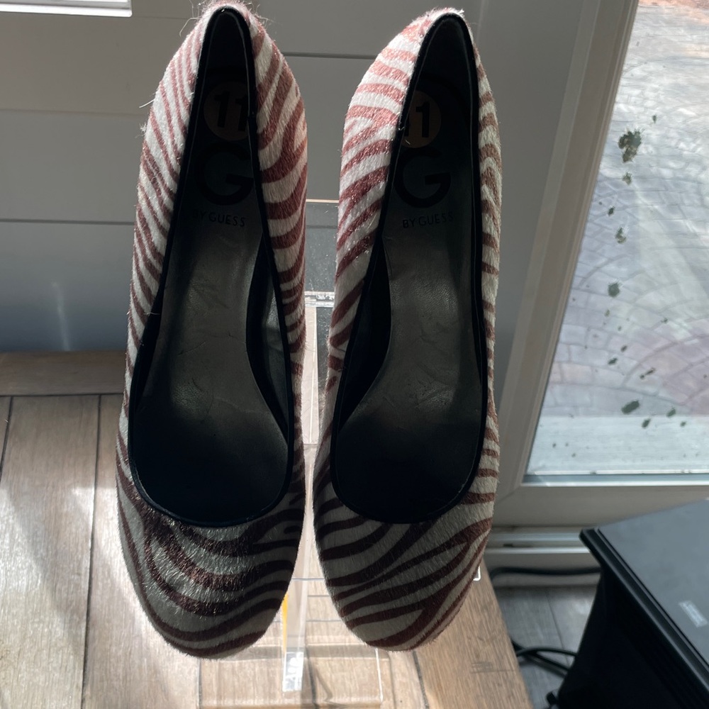 Guess Women's Striped brown and light blue  Heels